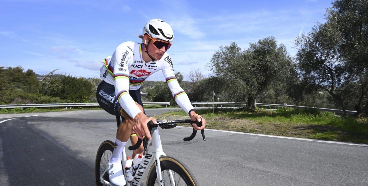 Mathieu van der Poel en co verkennen finale Milaan-San Remo