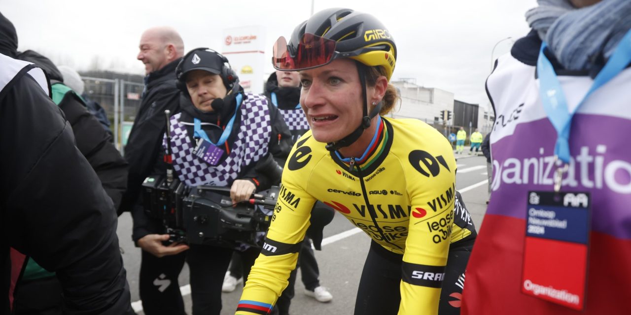 Marianne Vos weet wie haar helpers zijn in Strade Bianche