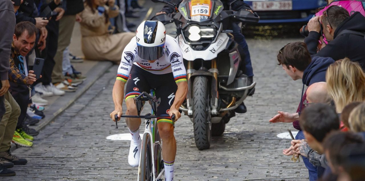 Remco Evenepoel steekt hand in eigen boezem na val: “Het was mijn eigen schuld”