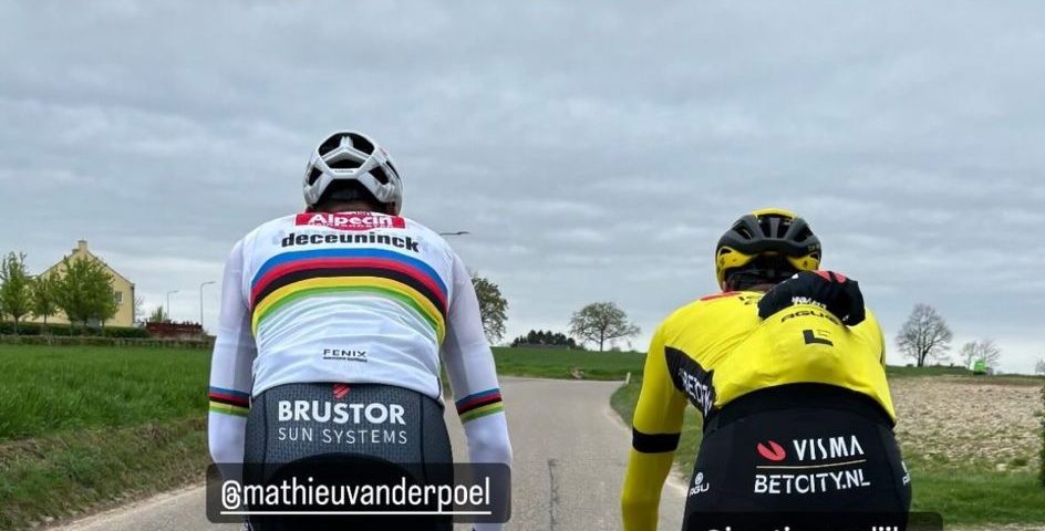 Mathieu van der Poel verkent Amstel Gold Race samen met twee Nederlandse collega’s
