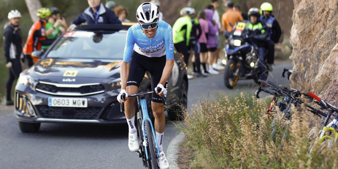 Ben OConnor wil voor het eerst podium rijden in grote ronde: Moet leren om gezond te blijven