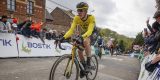 Tim van Dijke verricht in barre Waalse Pijl berenwerk voor Benoot: “Laat hem niet in de steek”