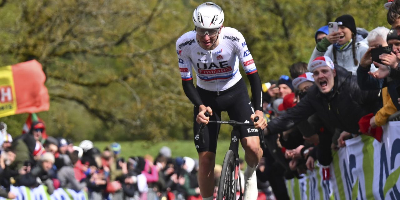 Tadej Pogacar pakt KOM op Côte de la Redoute af van jonge Belg, Remco Evenepoel nu derde