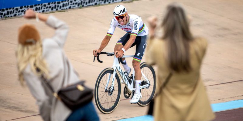 Mathieu van der Poel en Marianne Vos vallen opnieuw in de prijzen