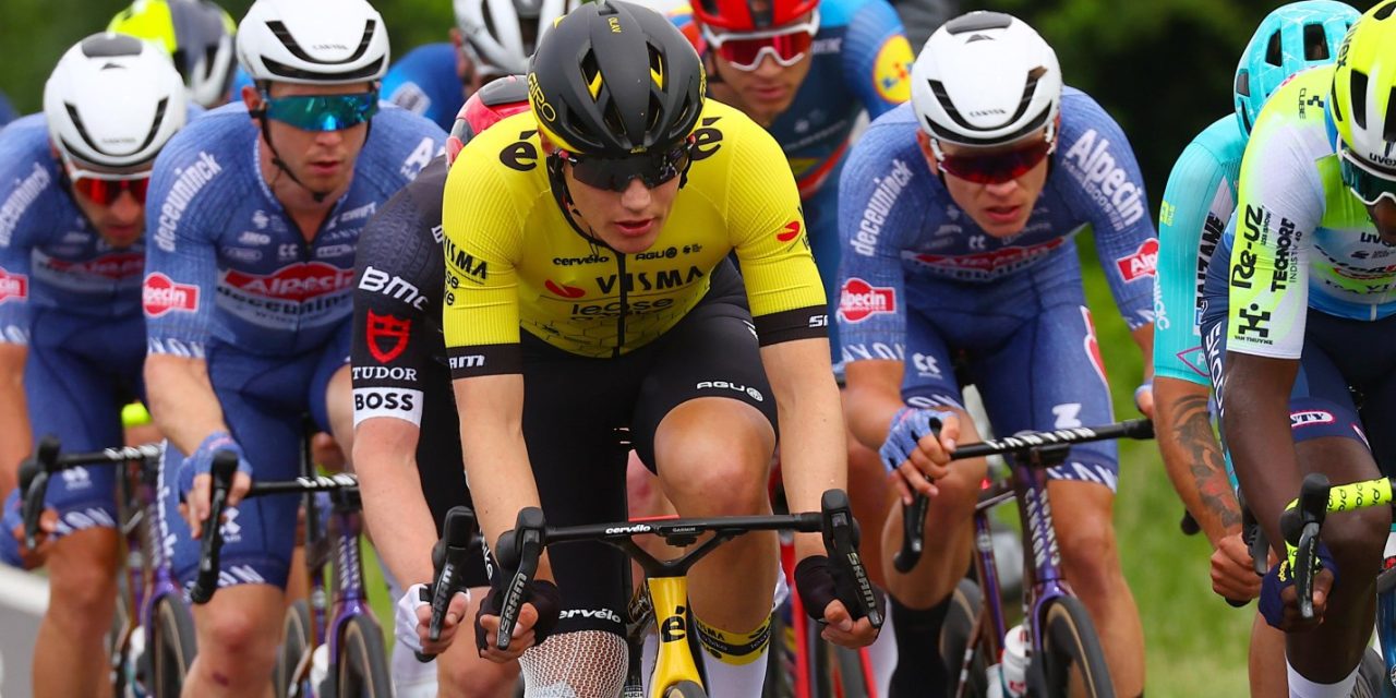 Olav Kooij had goede benen in sprint: “Maar verloor opeens al mijn snelheid”