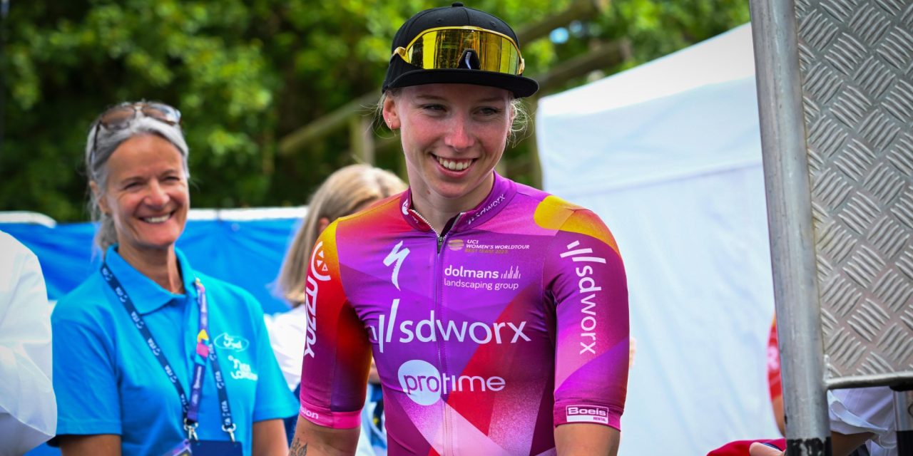 Tijmen Eising en Lorena Wiebes kronen zich tot Nederlands kampioen Gravel