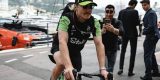 Nieuw model Canyon? Valtteri Bottas rijdt door F1-paddock op onbekend frame
