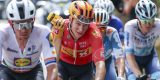 Tour 2024: Aanvalslust Uno-X Mobility loont, eerste bolletjestrui voor Jonas Abrahamsen