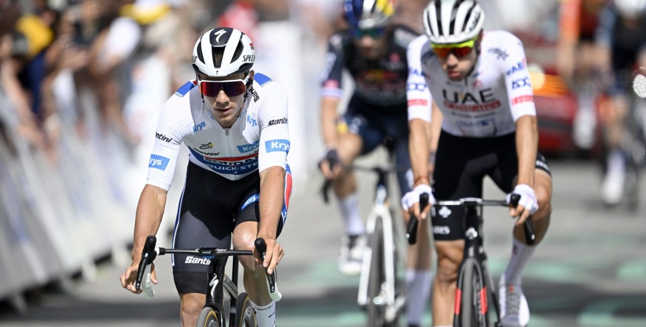 Remco Evenepoel heeft na goede dag ‘niks te klagen’: “Al ging ik nog wel bijna onderuit”