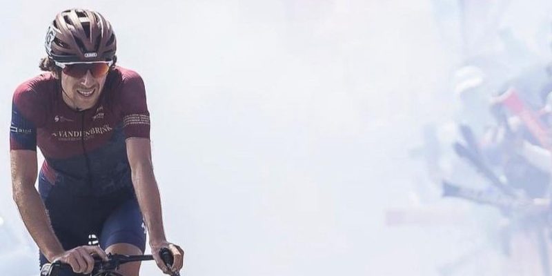 Kenny Nijssen, Adne van Engelen en Lars Rouffaer tonen zich in Indonesië en Polen