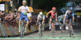 Tour 2024: Anthony Turgis stunt met zege in gravelrit, aanvallen Pogacar en Evenepoel stranden in spektakelstuk