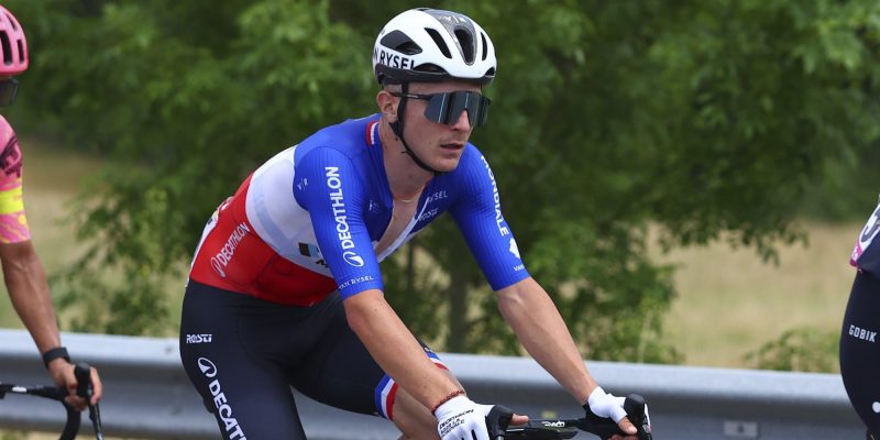 Onze verslaggever een dag op pad als VIP met Decathlon AG2R La Mondiale