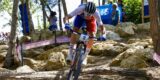 Victor Koretzky en Sina Frei zegevieren in Wereldbeker MTB Short Track, geen Nederlands succes