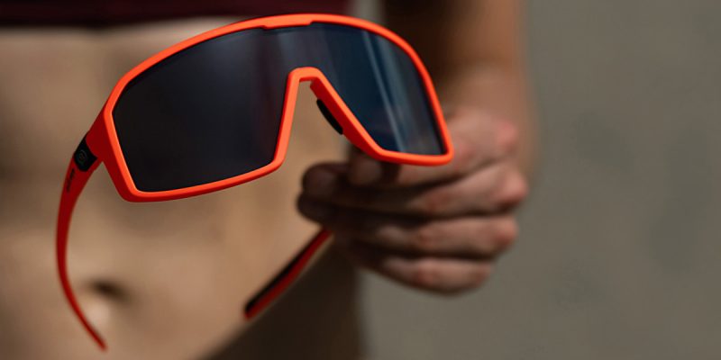 Winactie: Voorspel de winnaar van etappe 19 in de Tour en win een evil eye roadsense-sportbril (t.w.v. €215)