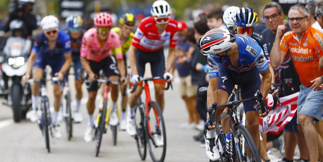 Dit zeiden Carlos Rodríguez en Mikel Landa na minimaal tijdverlies op de klim naar Lagos de Covadonga
