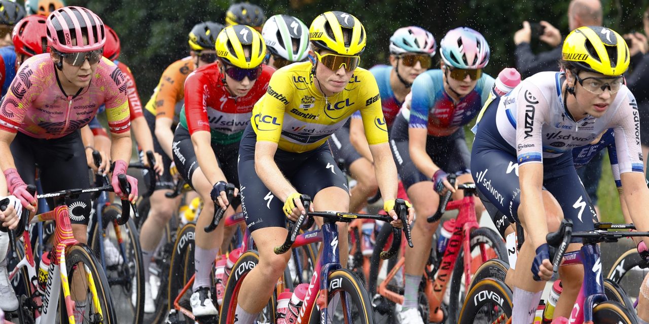 Demi Vollering en meerdere ploeggenotes komen keihard ten val in diepe finale vijfde rit Tour de France Femmes
