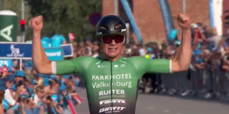 Jelte Krijnsen zorgt voor daverende sensatie met winst vierde etappe Ronde van Denemarken