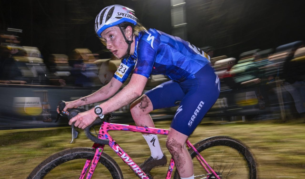 Vrouwenploeg Visma | Lease a Bike versterkt zich met Imogen Wolff en Viktoria Chladonova