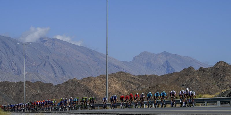 Quinten Veling grijpt net naast zege in openingsrit Tour of Salalah