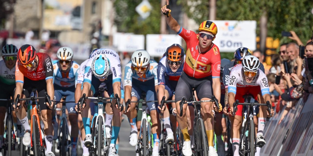 Alexander Kristoff opent CRO Race met overtuigende sprintzege