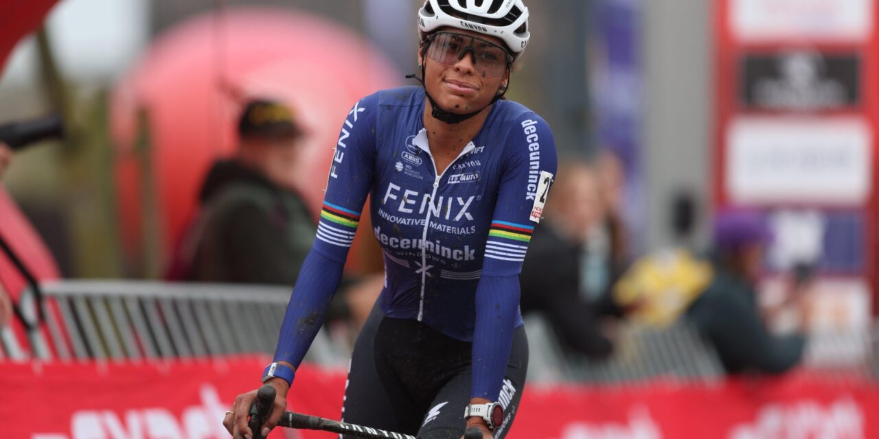 Ploegleider Christoph Roodhooft geeft update over knieblessure Alvarado