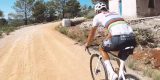 Mathieu van der Poel traint ‘gewoon’ weer in de regenboogtrui
