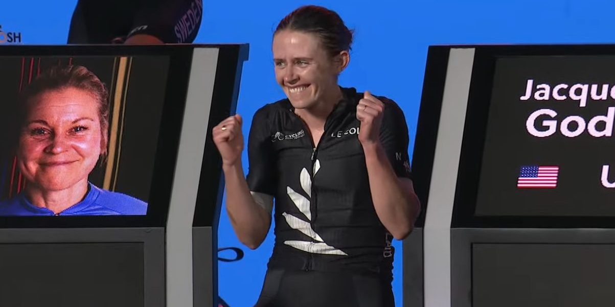 Mary Kate McCarthy verovert in Abu Dhabi goud op WK Esports