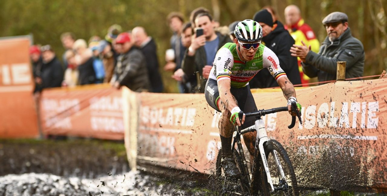 Laurens Sweeck zegeviert na lange solo in Niel: “Dat had ik niet meteen verwacht”