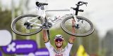 Gemiddeld één custom fiets per koersweek voor Mathieu van der Poel in 2024