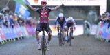 Michael Vanthourenhout wint Wereldbeker Dublin op zijn wondersloffen, net niet voor Toon Aerts