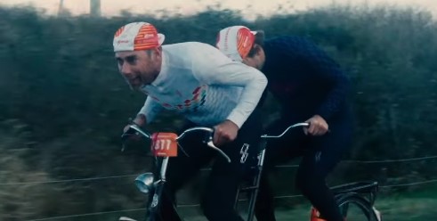 Tandem met Laurens ten Dam geklopt door eenling op NK Tegenwindfietsen: “Hoe kan dit?!”