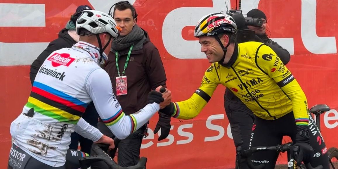 Mathieu van der Poel: “Verwachtte niet veel van eerste cross, misschien geldt dat voor Wout van Aert ook”