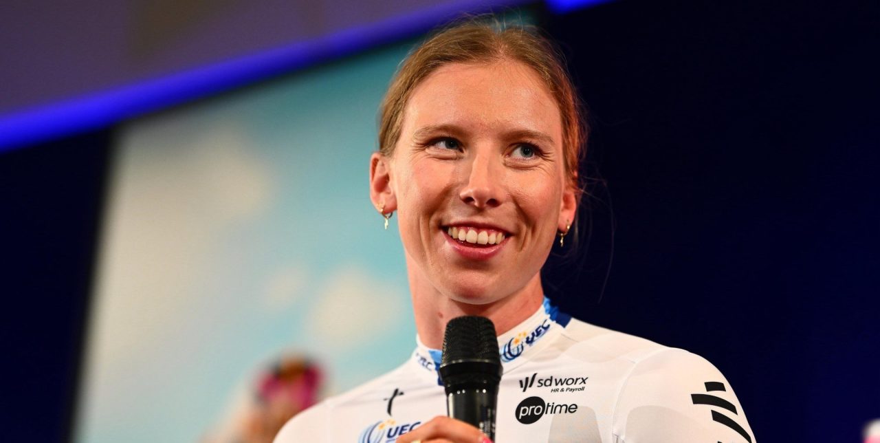 Lorena Wiebes ziet UAE Tour als ‘ideale graadmeter’: “Het is toch altijd spannend”