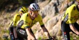 Voorbeschouwing: Omloop Het Nieuwsblad 2025 - Kan Wout van Aert blok van UAE Emirates XRG aftroeven?