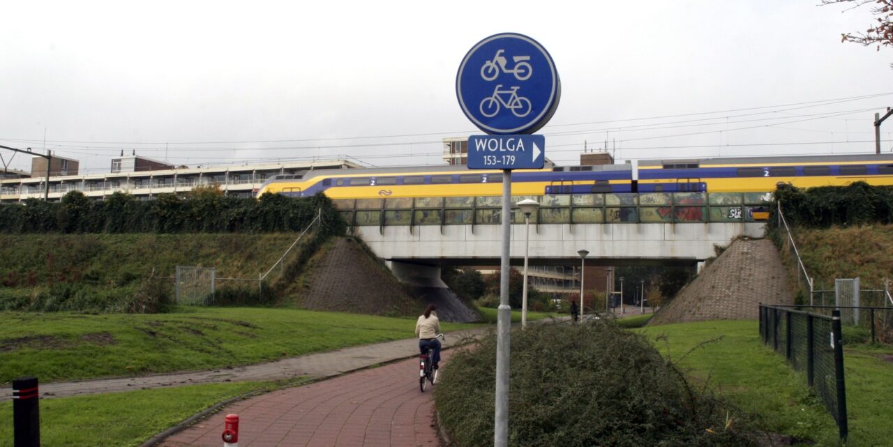 Snelfietsroutes zorgen ervoor dat forensen de auto steeds meer thuislaten