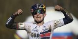 WK veldrijden 2025: Bäckstedt maakt favorietenrol waar bij beloften vrouwen, Bentveld weer derde