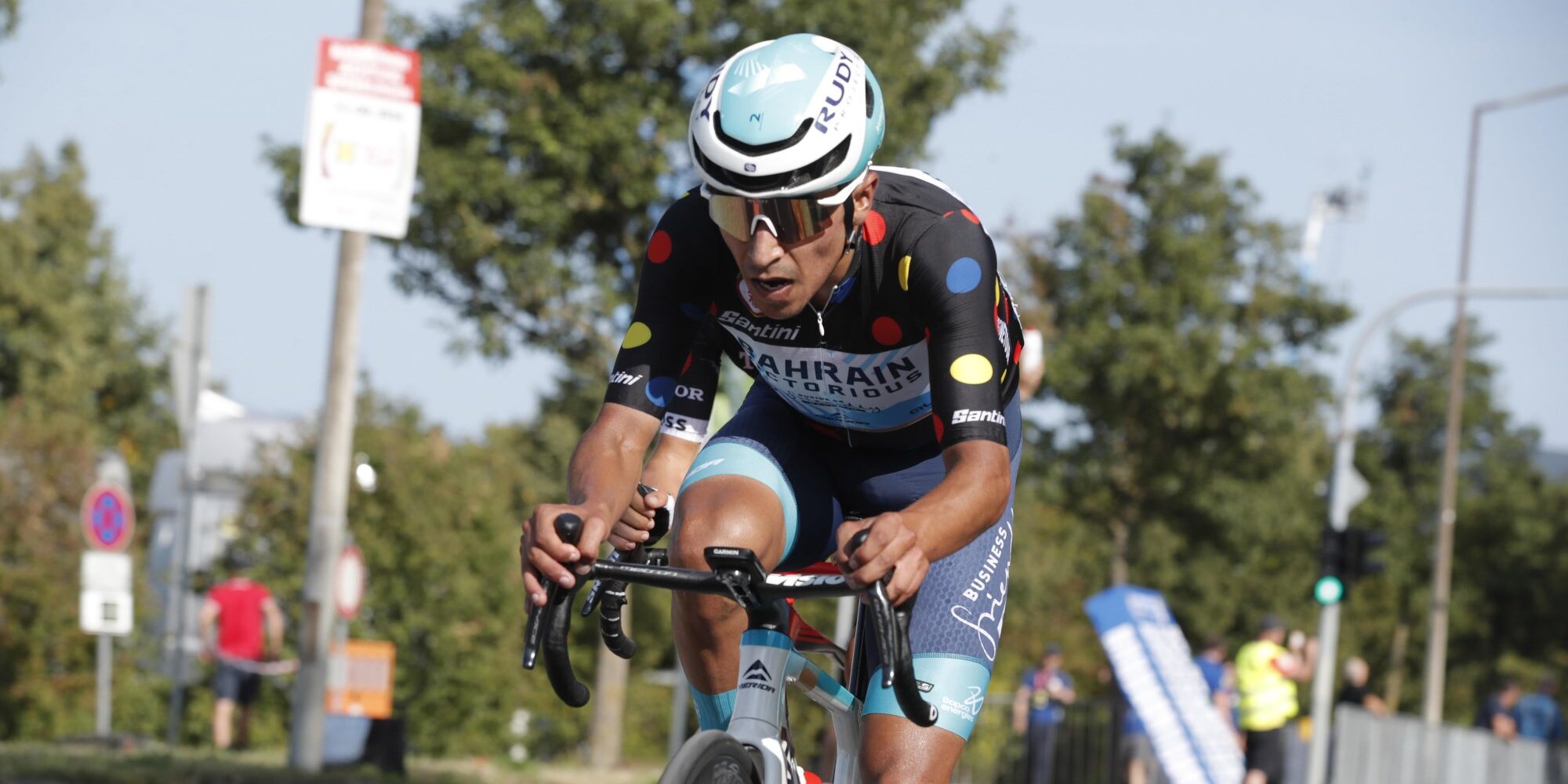 Ongelukkige val noopt Santiago Buitrago tot opgave in Parijs-Nice