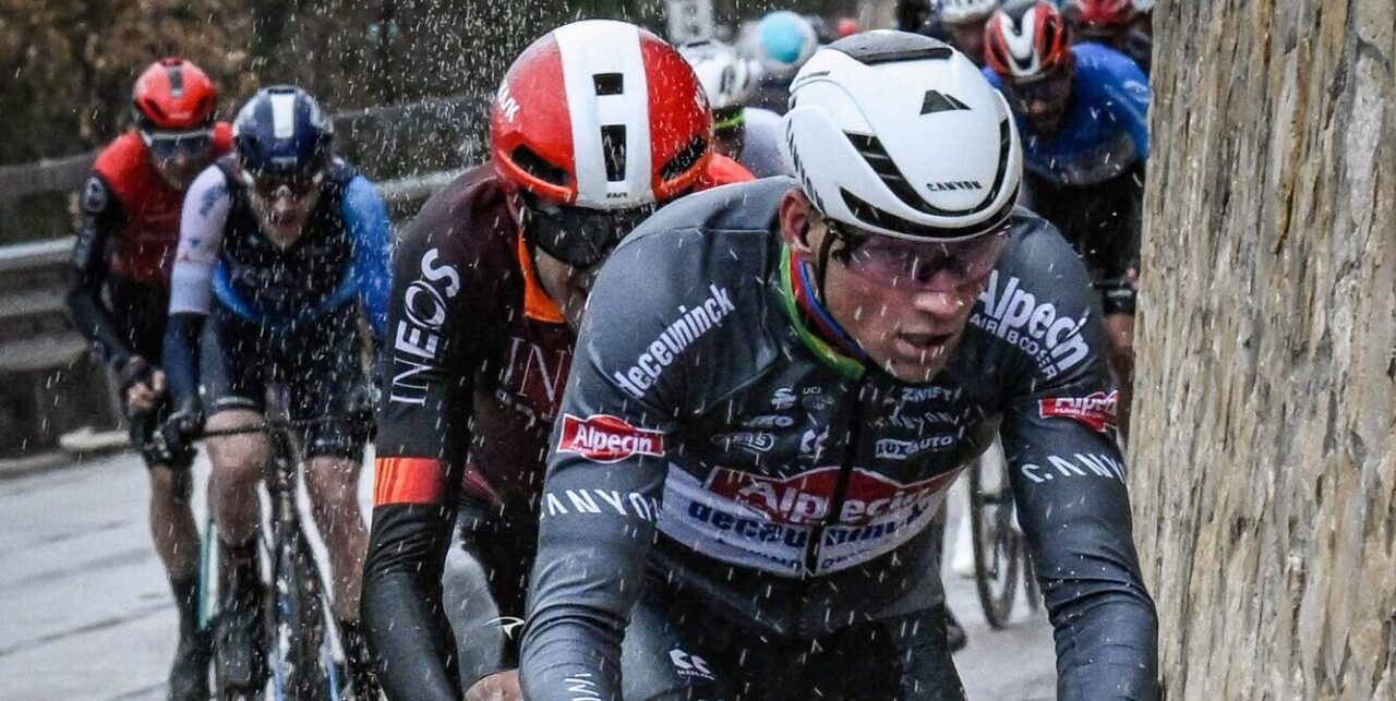 Ook voor Mathieu van der Poel was het afzien tijdens ‘verschrikkelijke’ Tirreno-dag