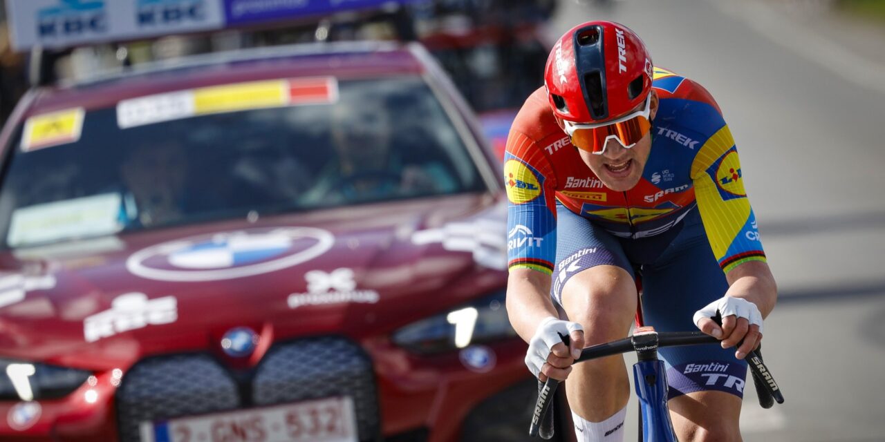 Mads Pedersen waakt voor Van Aert-scenario: “Niet vallen in Dwars door Vlaanderen is belangrijkste”