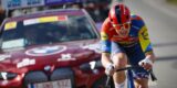 Mads Pedersen waakt voor Van Aert-scenario: “Niet vallen in Dwars door Vlaanderen is belangrijkste”