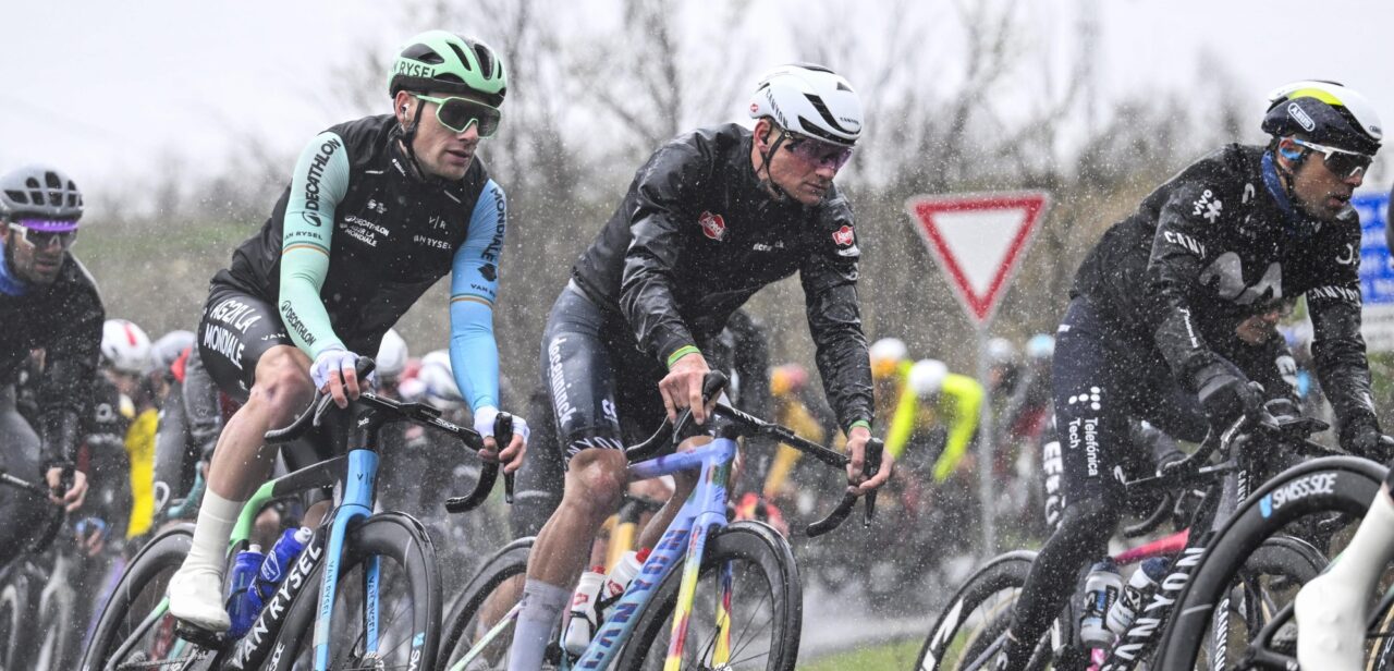 Mathieu van der Poel laat zich zien in Tirreno-Adriatico: “Ik voelde me goed”