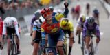 Vollering, Pieterse en Van der Breggen kleuren Trofeo Alfredo Binda, maar Balsamo sprint naar de zege