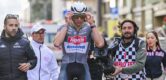 Mathieu van der Poel na historische zege Milaan-San Remo: Moeilijk te geloven