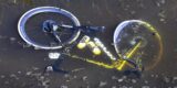 Voorjaar Nienke Veenhoven valt in het water na crash in Gent-Wevelgem
