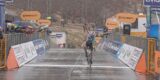 Nobele onbekende Callejas verrast favorieten in koninginnenrit Giro d’Abruzzo, Fiorelli verliest leiderstrui