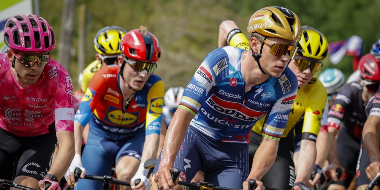 Remco Evenepoel komt als 59ste binnen: “Hij wilde absoluut niet meer in beeld”