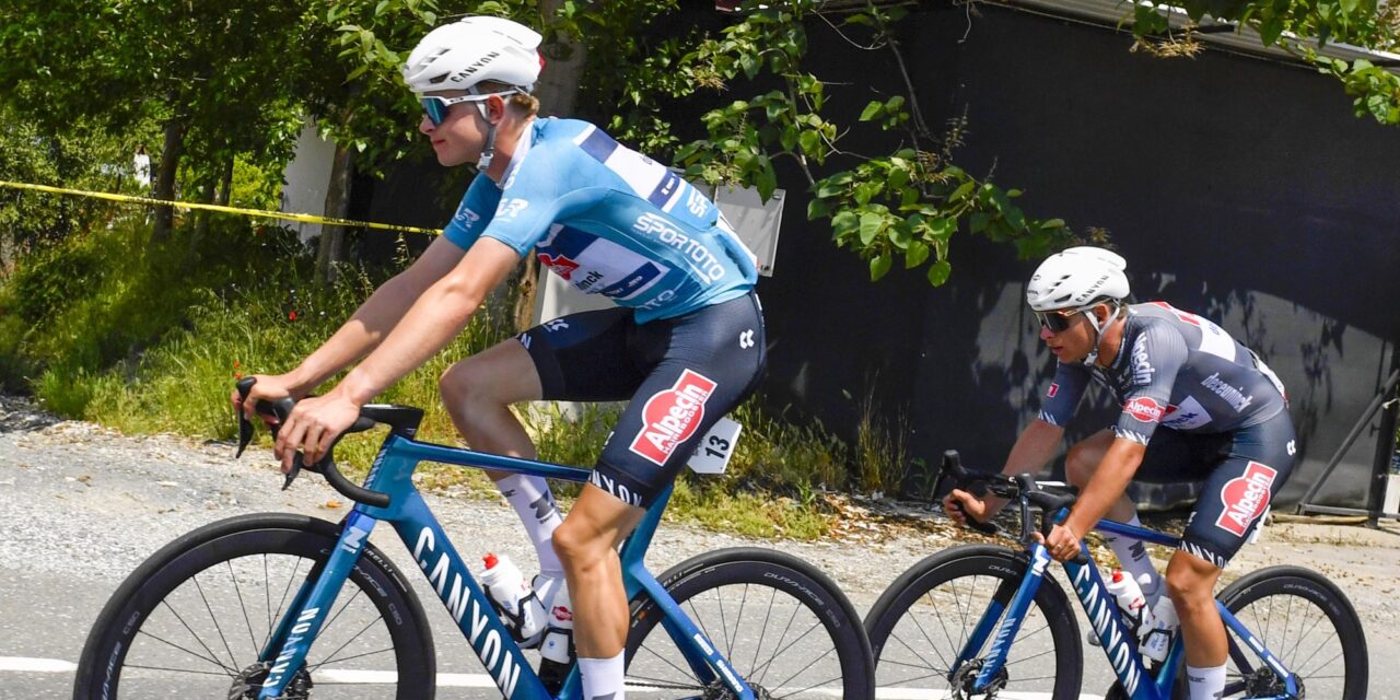 Tibor Del Grosso (3e) raakt ingesloten in eindsprint: “Dat is wel een beetje jammer”