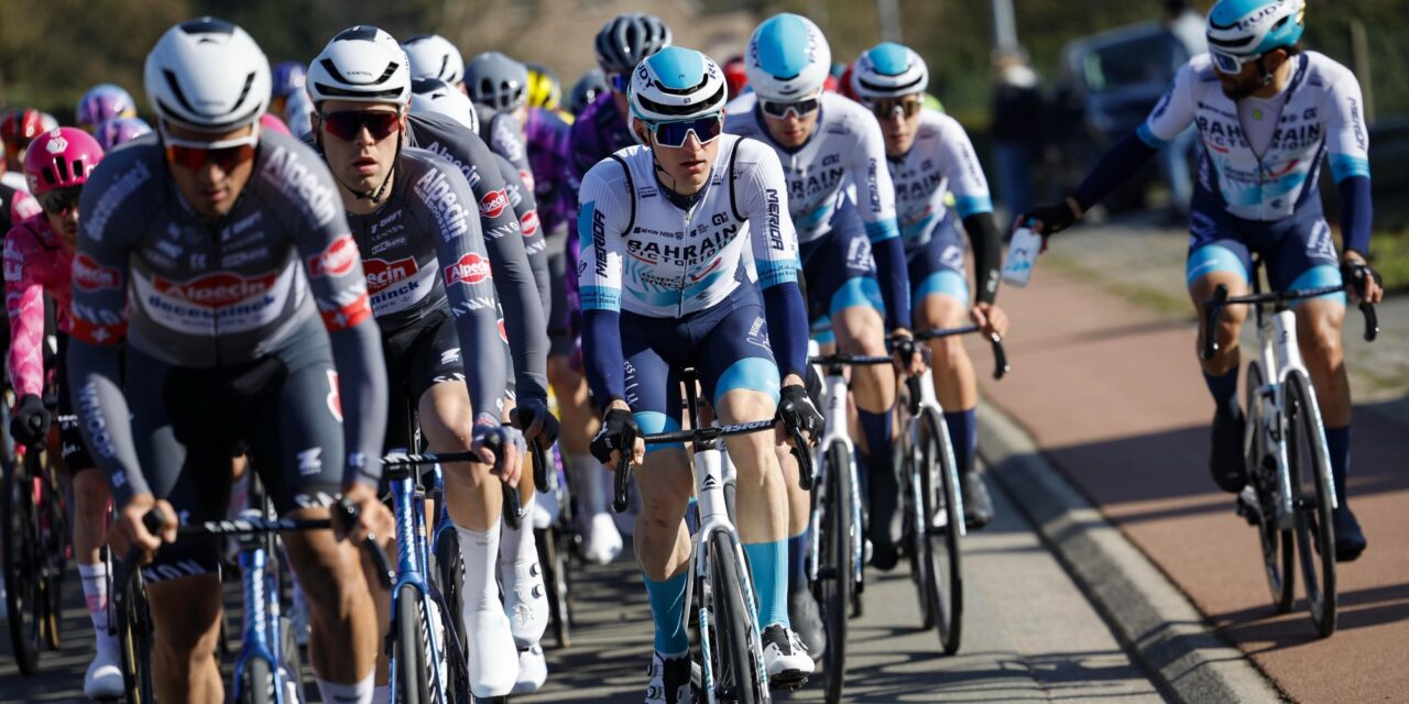 Matej Mohoric start na frustrerende periode slechts als wegkapitein in Dwars door Vlaanderen