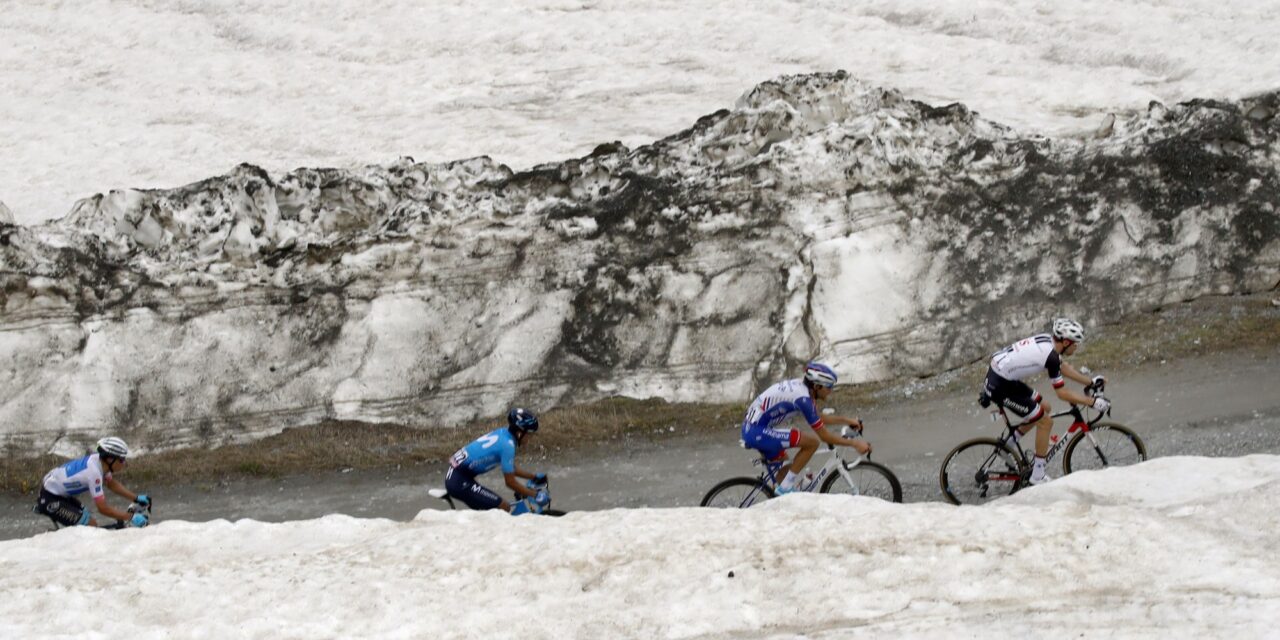 ‘Giro 2025: Bergrit over Colle delle Finestre nu al in gevaar vanwege hevige sneeuwval’