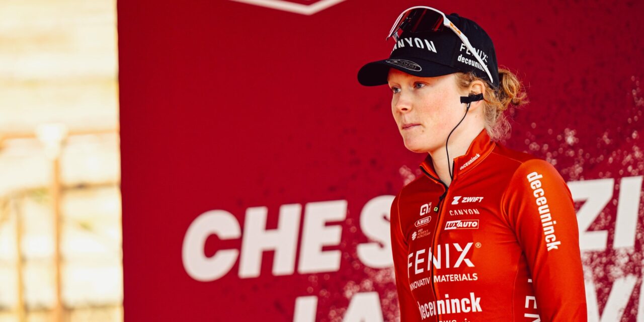 Puck Pieterse vol ambitie naar Amstel Gold Race na afwezigheid in Parijs-Roubaix: “Deed wel even pijn”